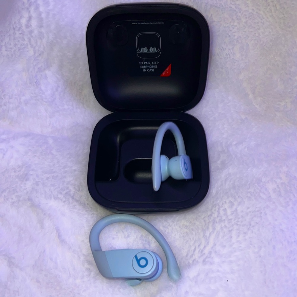 Apple Powerbeats Pro (Glacier Blue)